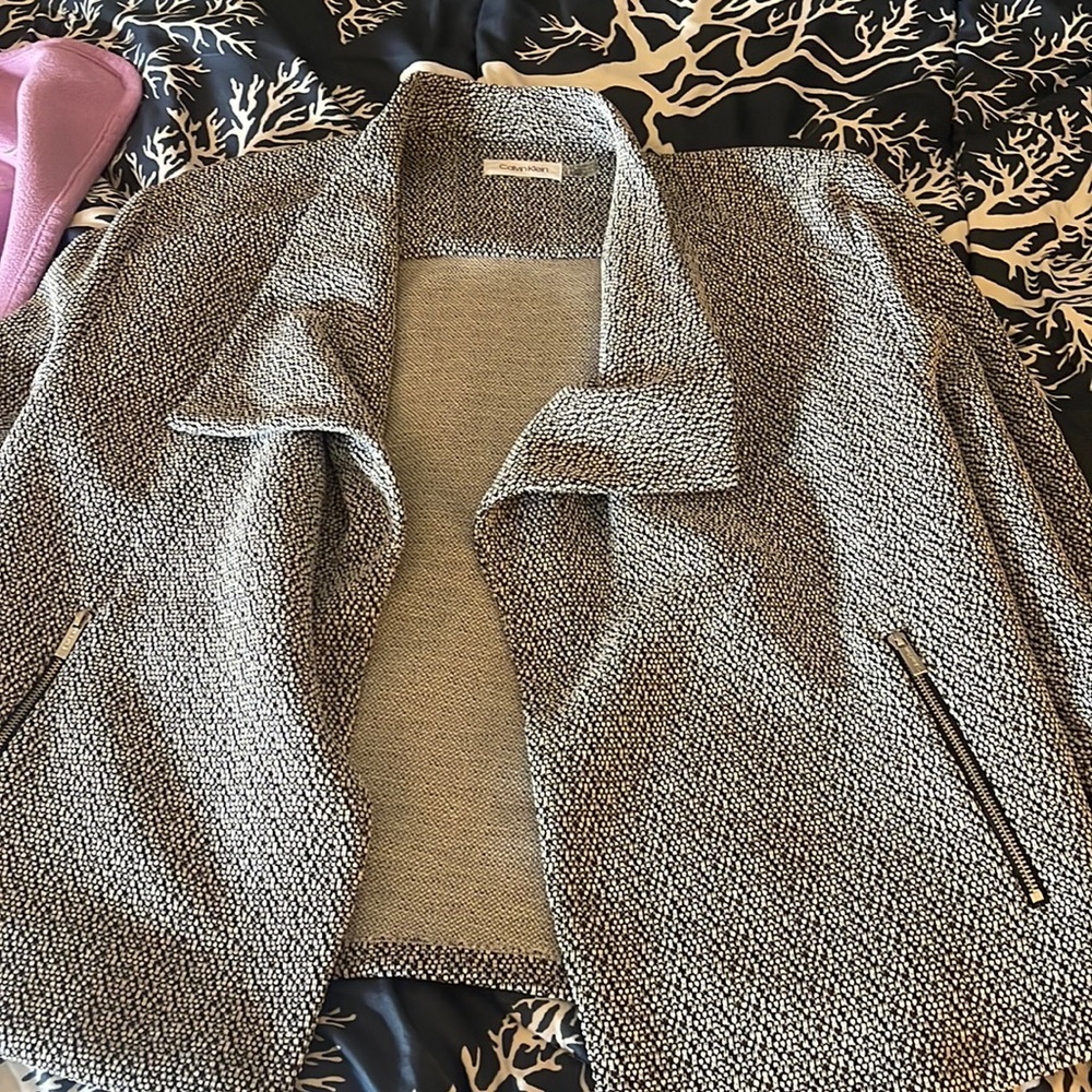 Calvin Klein Blazer with zipper. Size XL